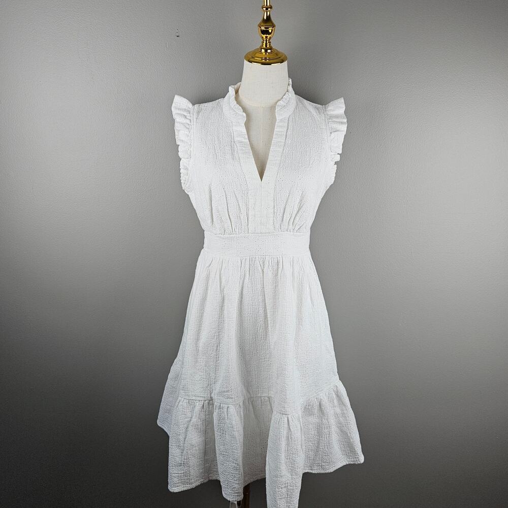 Boden Wren Double Cloth Short‎ Dress
White Eyelet Ruffle Romantic Size 8